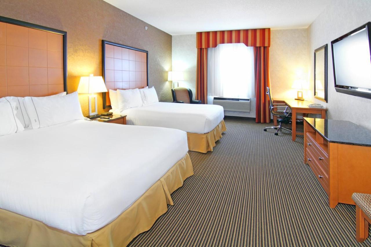 Holiday Inn Express Calgary South By Ihg Экстерьер фото
