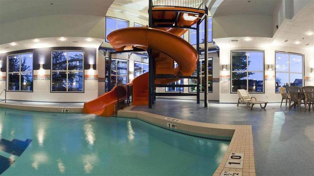 Holiday Inn Express Calgary South By Ihg Экстерьер фото